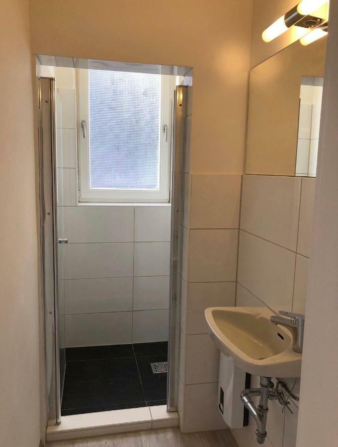 Moderne Und Gemuetliches Appartement Im Eg Mit Eigenem Zugang In Guter Wohnlage Mülheim an der Ruhr Exteriör bild